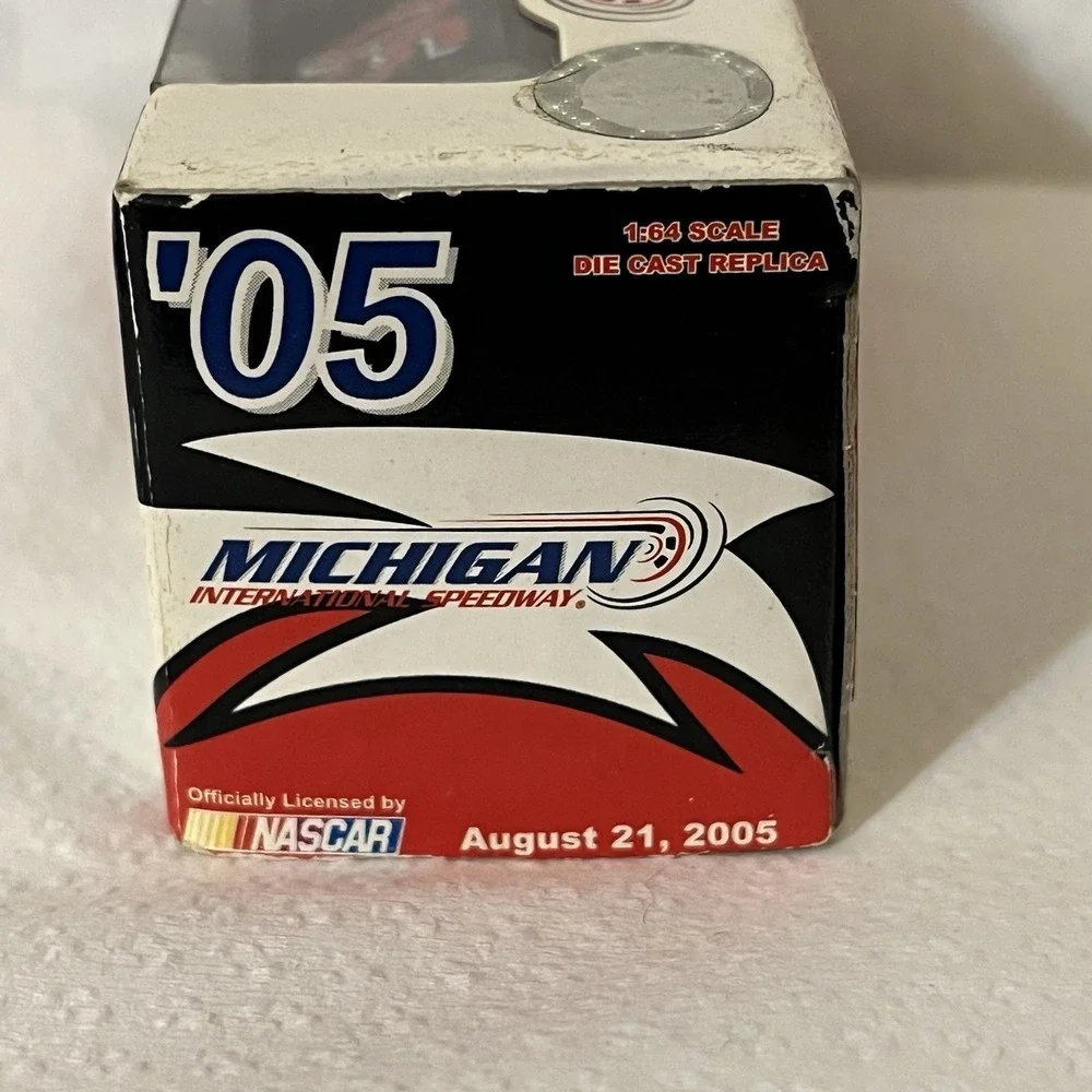 2005 Michigan International Speedway Program Car 1:64 Team Caliber Diecast